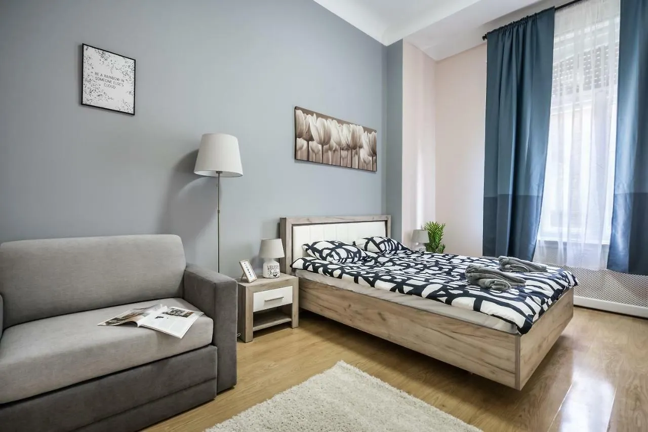 Bpr King Prime Home With A/C Budapest 0*,