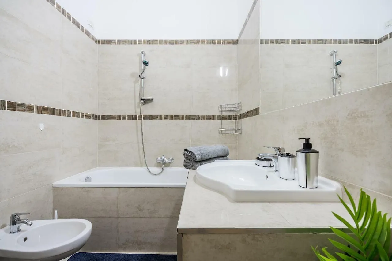 Apartamento Bpr King Prime Home With A/C Budapest